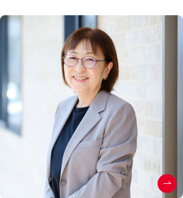 海野 恭代さん｜取締役/成人部 事業部長